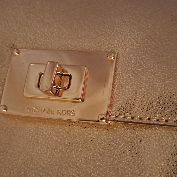 Michael Kors Collection Edition Gold Metallic Crossbody/ Shoulder Purse - Picture 10 of 16